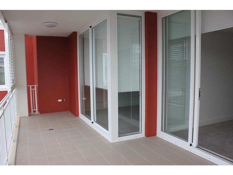 28/1 Palm Avenue, Breakfast Point NSW 2137