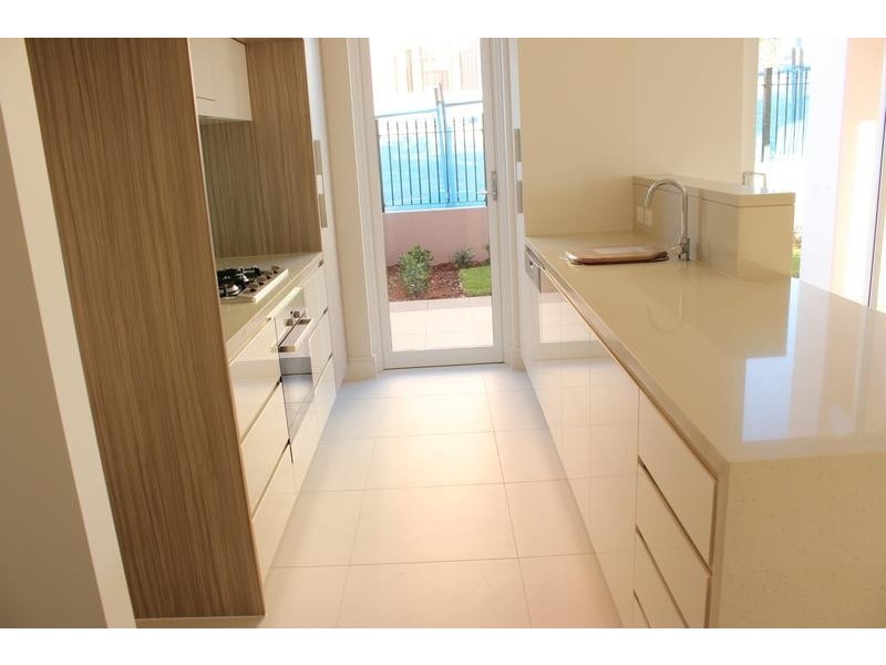 11/1 Palm Ave, Breakfast Point NSW 2137