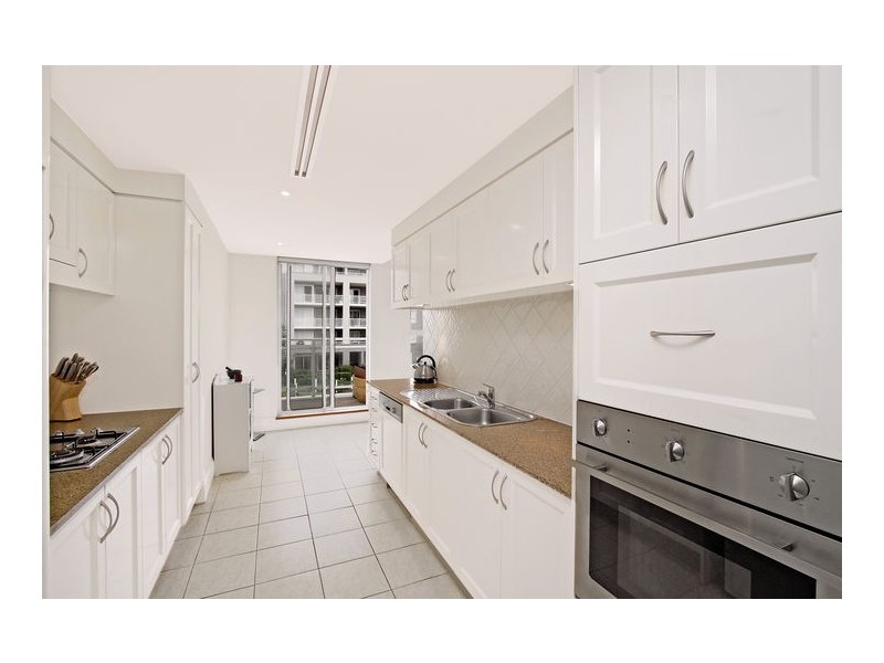27/2 Juniper Drive, Breakfast Point NSW 2137