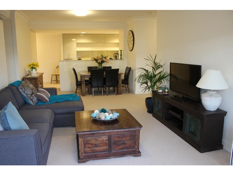 207/10-16 Vineyard Way, Breakfast Point NSW 2137