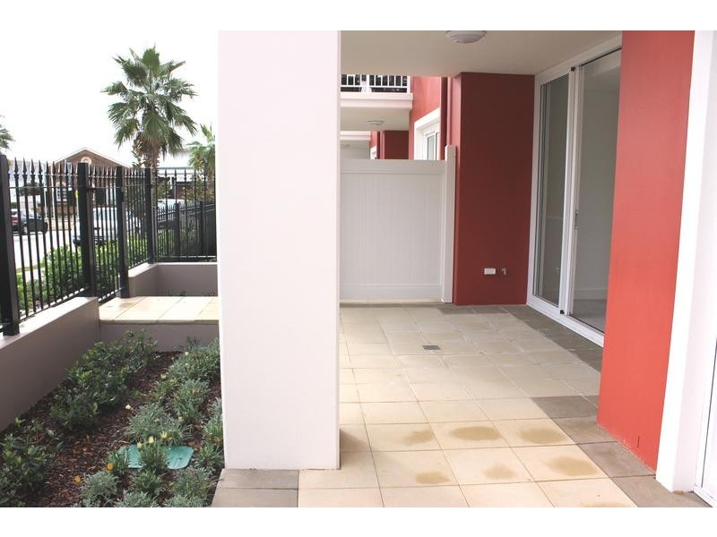 12/1 Palm Ave, Breakfast Point NSW 2137