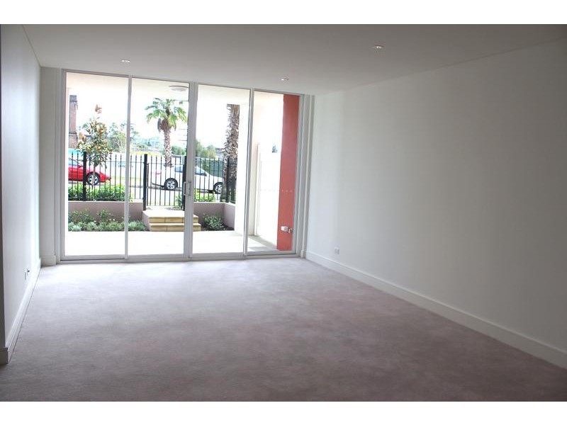 12/1 Palm Ave, Breakfast Point NSW 2137