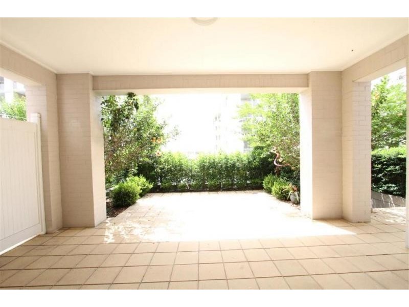 9 Vineyard Way, Breakfast Point NSW 2137