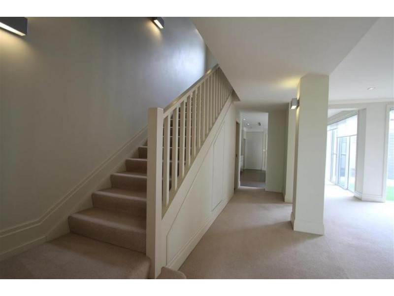 9 Vineyard Way, Breakfast Point NSW 2137