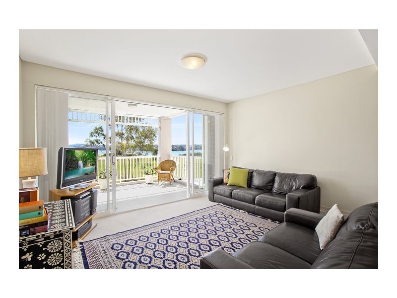 22/4 Admiralty Drive, Breakfast Point NSW 2137