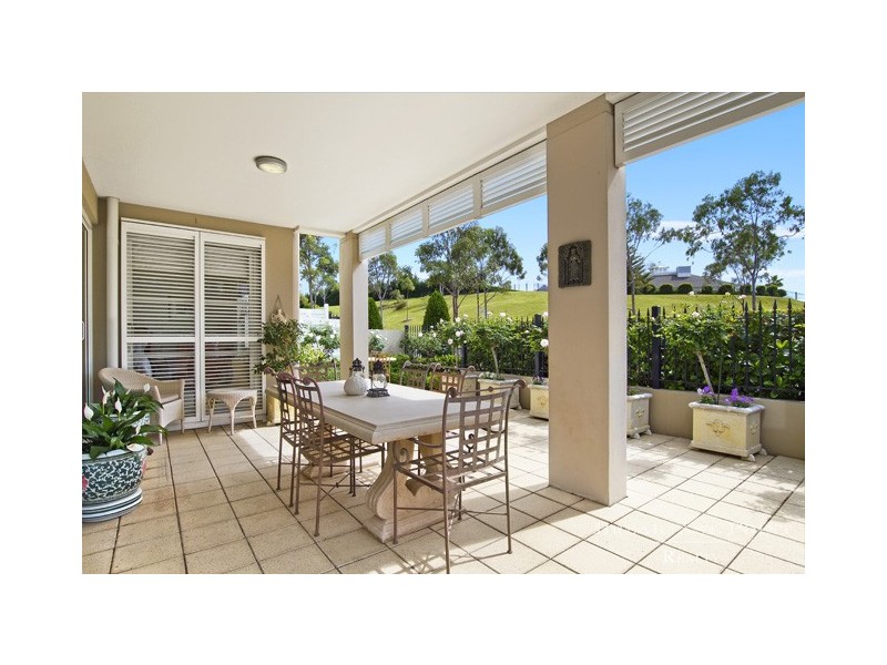 12 Admiralty Drive, Breakfast Point NSW 2137