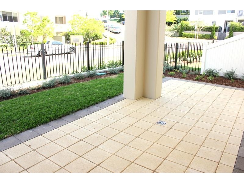 101/2 Peninsula Drive, Breakfast Point NSW 2137