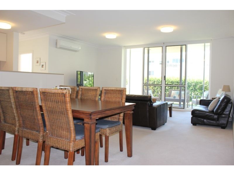 102/4 Rosewater Circuit, Breakfast Point NSW 2137