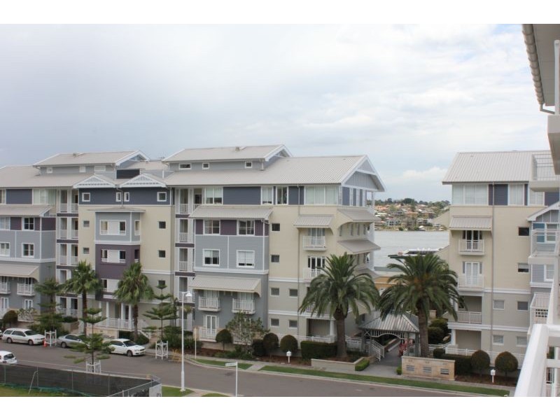 406/2 Rosewater Circuit, Breakfast Point NSW 2137