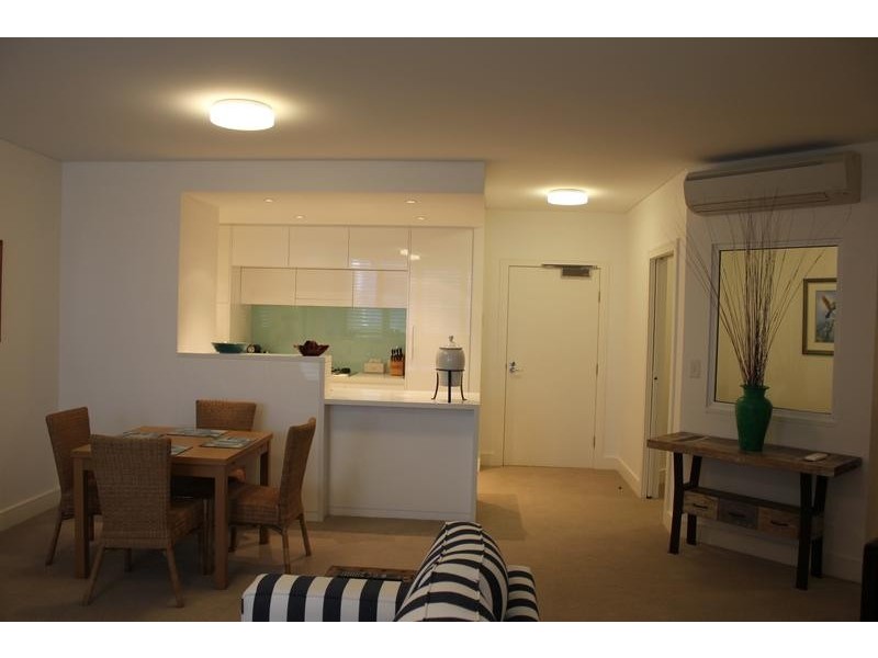 206/3 Palm Ave, Breakfast Point NSW 2137