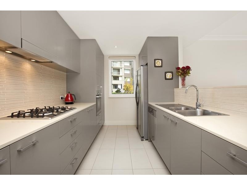 203/6 Peninsula Drive, Breakfast Point NSW 2137