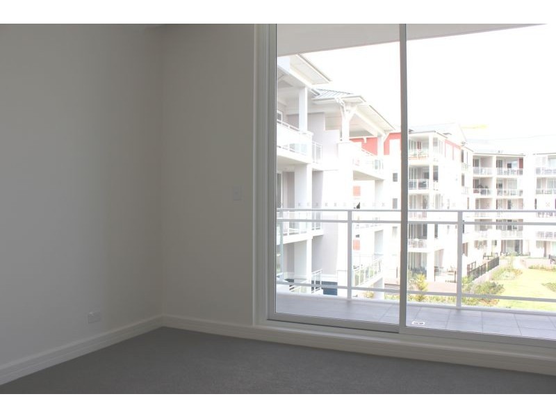 406/28 Peninsula Drive, Breakfast Point NSW 2137