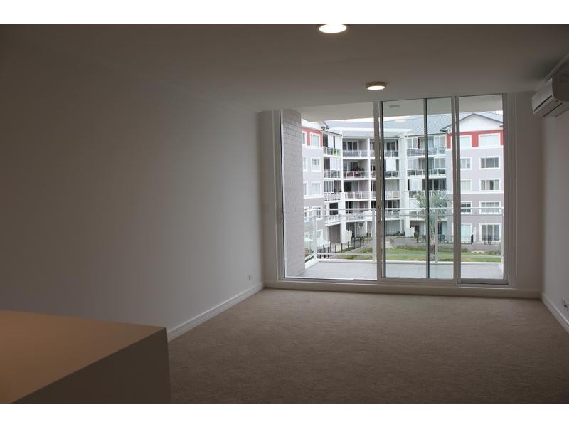 411/28 Peninsula Drive, Breakfast Point NSW 2137