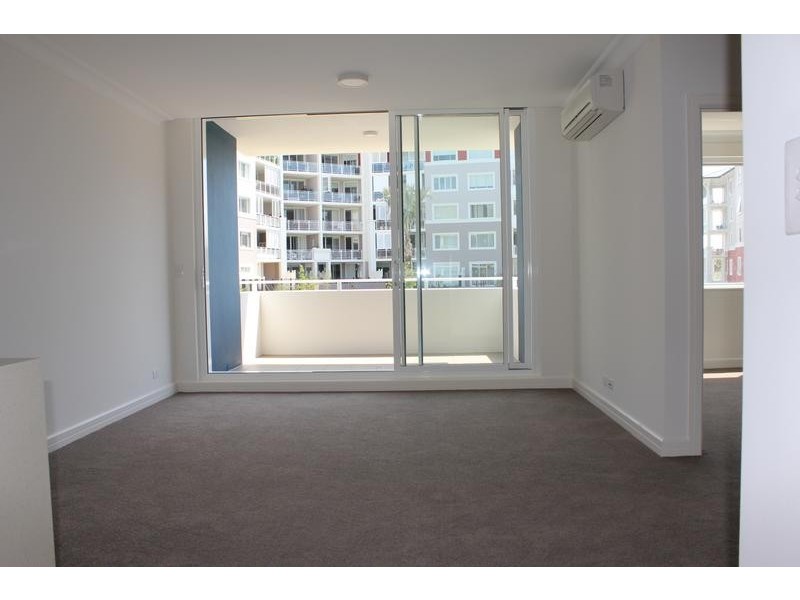 212/28 Peninsula Drive, Breakfast Point NSW 2137