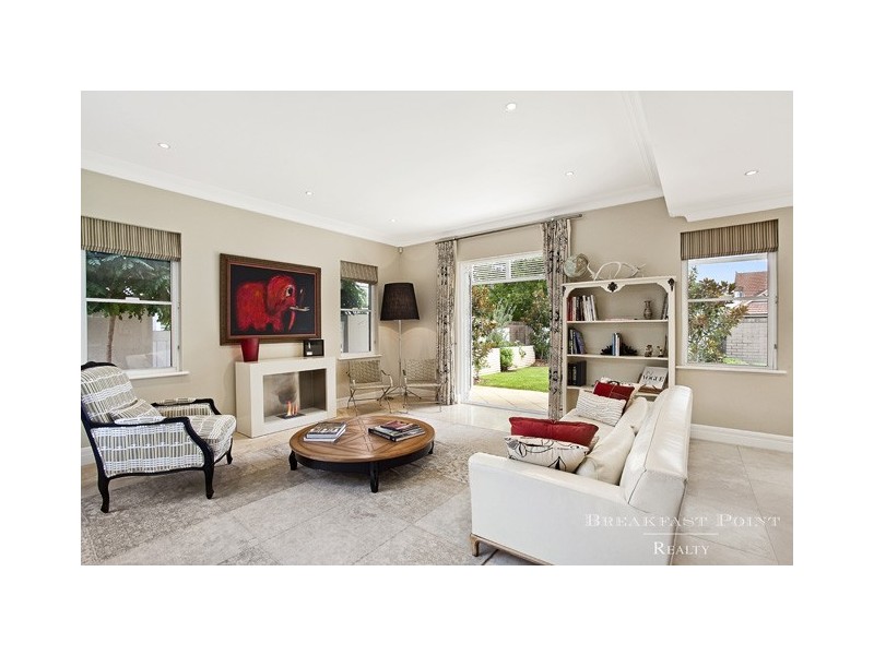 6 Phillips Street, Cabarita NSW 2137