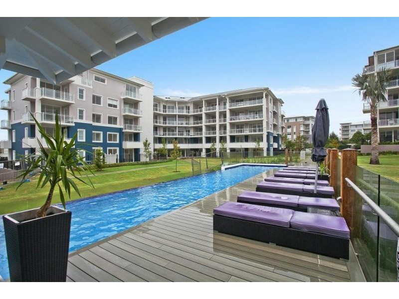 110/28 Peninsula Drive, Breakfast Point NSW 2137