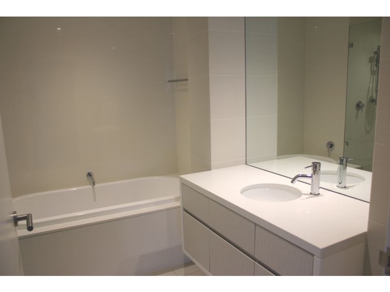 110/28 Peninsula Drive, Breakfast Point NSW 2137