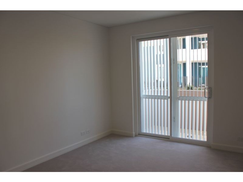 110/28 Peninsula Drive, Breakfast Point NSW 2137