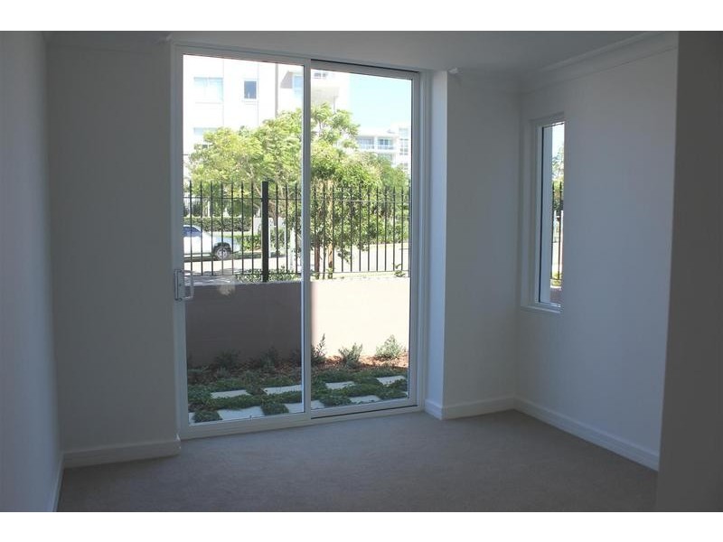 101/28 Peninsula Drive, Breakfast Point NSW 2137