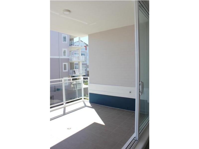 301/28 Peninsula Drive, Breakfast Point NSW 2137