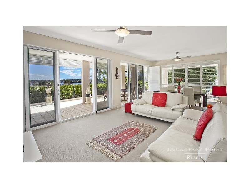 11/4 Admiralty Drive, Breakfast Point NSW 2137