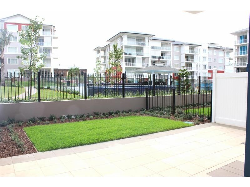 112/28 Peninsula Drive, Breakfast Point NSW 2137