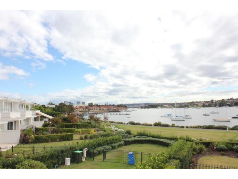 133 Peninsula Drive, Breakfast Point NSW 2137