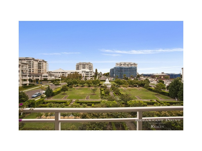 42/1 Rosewater Circuit, Breakfast Point NSW 2137