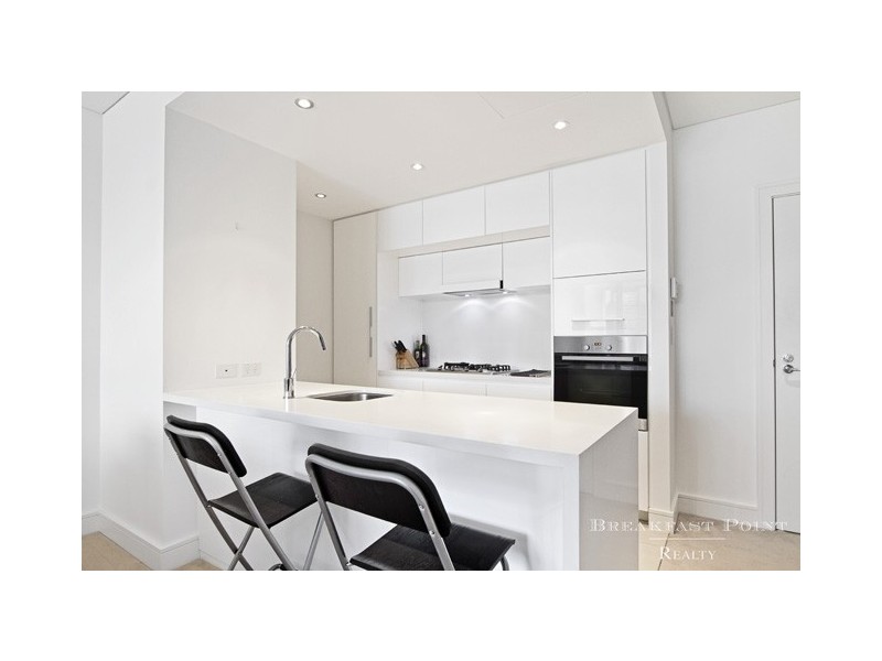 32/1 Palm Ave, Breakfast Point NSW 2137
