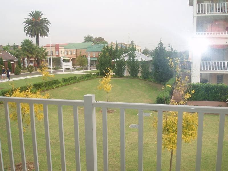 22/2-4 Woodlands Avenue, Breakfast Point NSW 2137