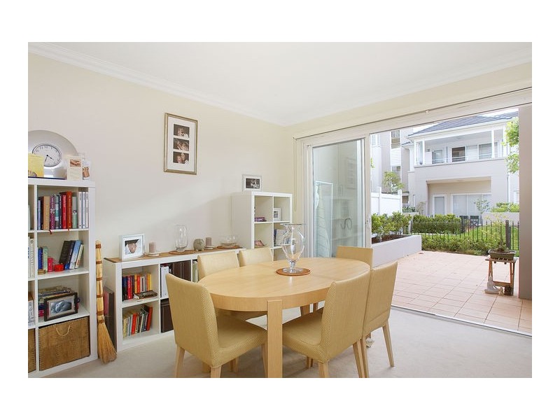 18/5 Woodlands Avenue, Breakfast Point NSW 2137