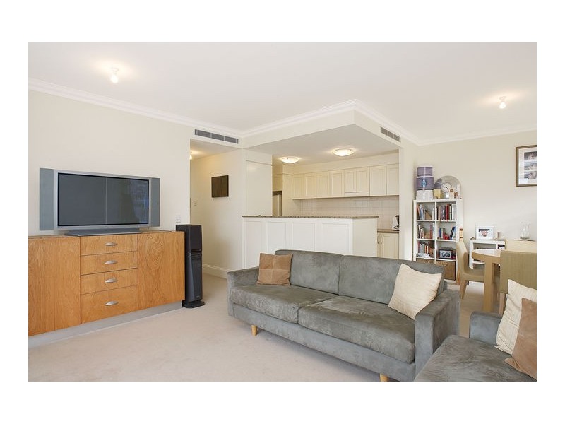 18/5 Woodlands Avenue, Breakfast Point NSW 2137