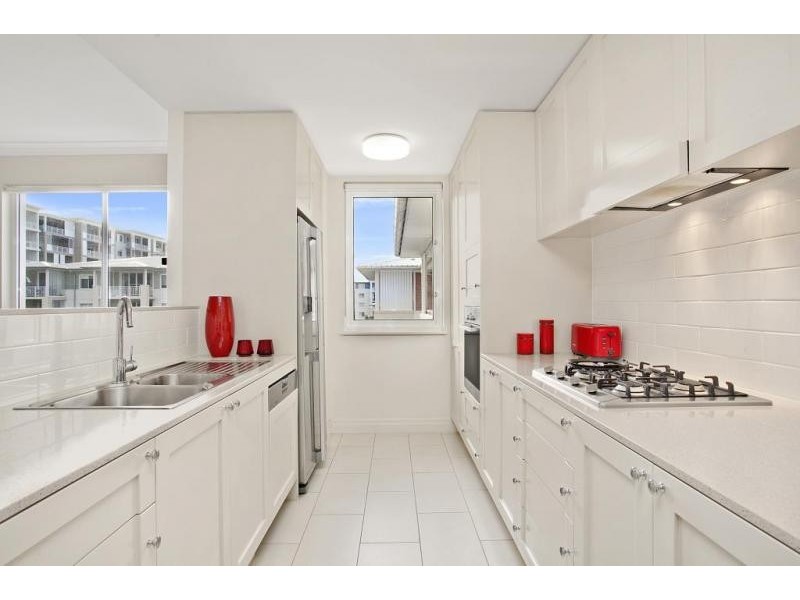 304/6 Peninsula Drive, Breakfast Point NSW 2137