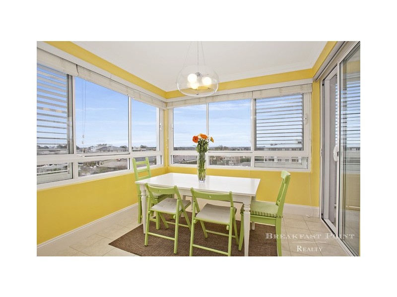 60/5 Woodlands Avenue, Breakfast Point NSW 2137