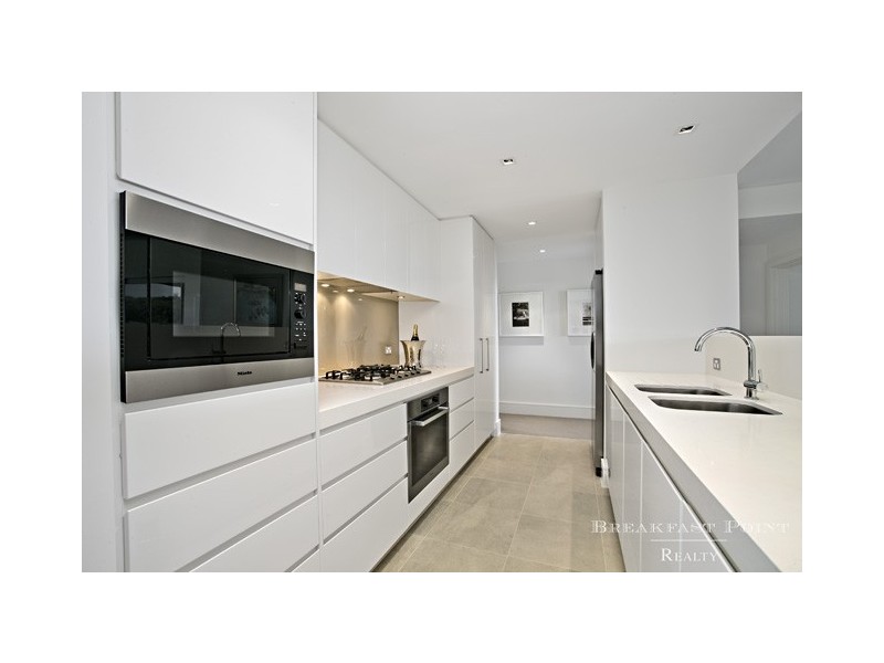 17/35-39 Peninsula Dr, Breakfast Point NSW 2137