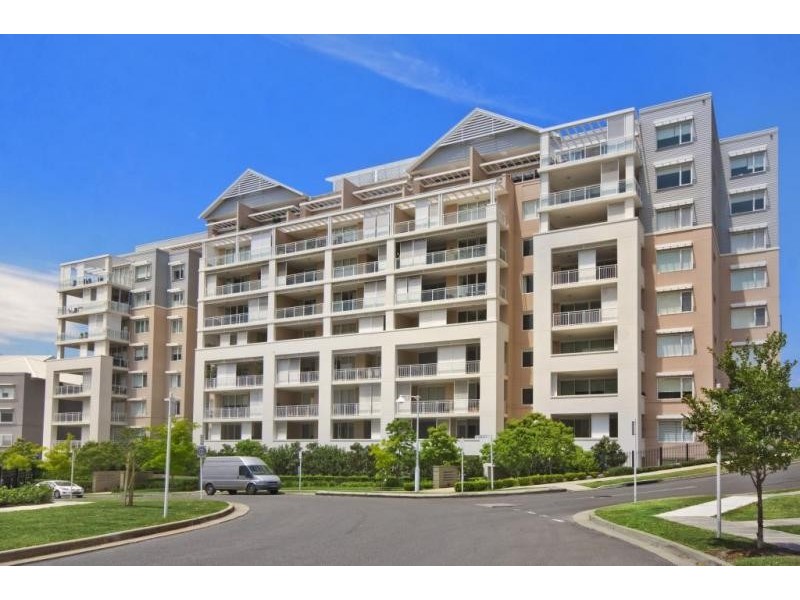 201/15 Peninsula Dr, Breakfast Point NSW 2137