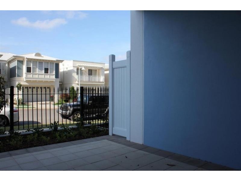 110/68 Peninsula Drive, Breakfast Point NSW 2137
