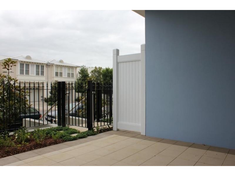 104/68 Peninsula Drive, Breakfast Point NSW 2137