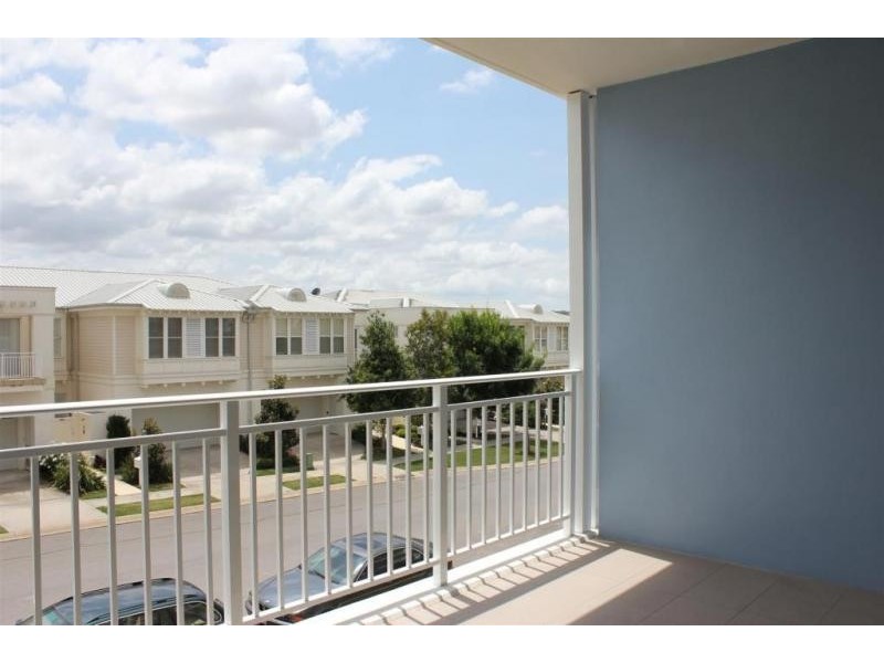 204/68 Peninsula Drive, Breakfast Point NSW 2137