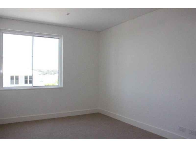 320/68 Peninsula Drive, Breakfast Point NSW 2137