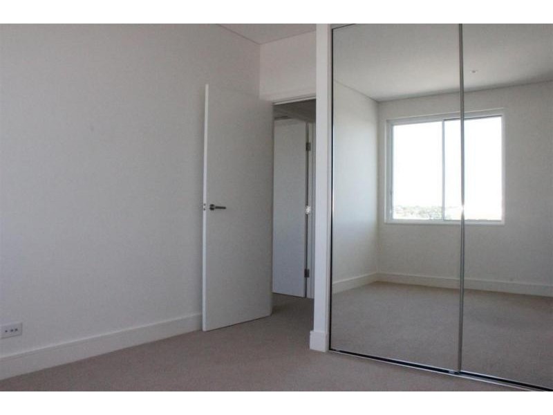 320/68 Peninsula Drive, Breakfast Point NSW 2137