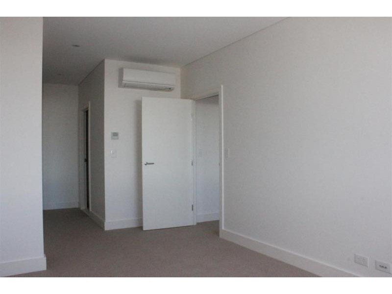 320/68 Peninsula Drive, Breakfast Point NSW 2137