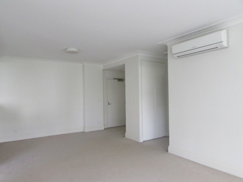 301/4 Rosewater Circuit, Breakfast Point NSW 2137