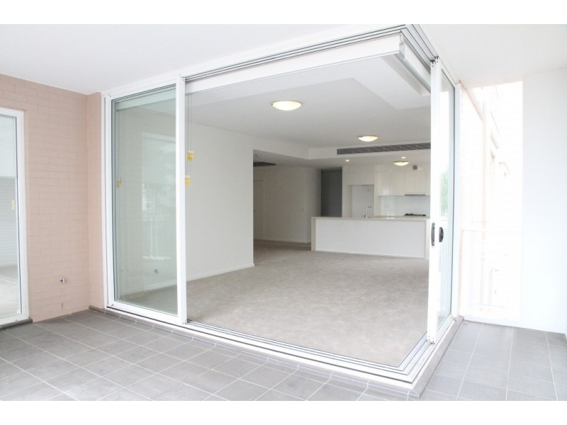 203/7-11 Magnolia Drive, Breakfast Point NSW 2137