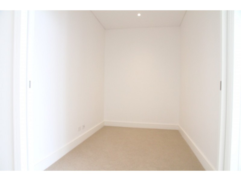 807/18 Woodlands Avenue, Breakfast Point NSW 2137