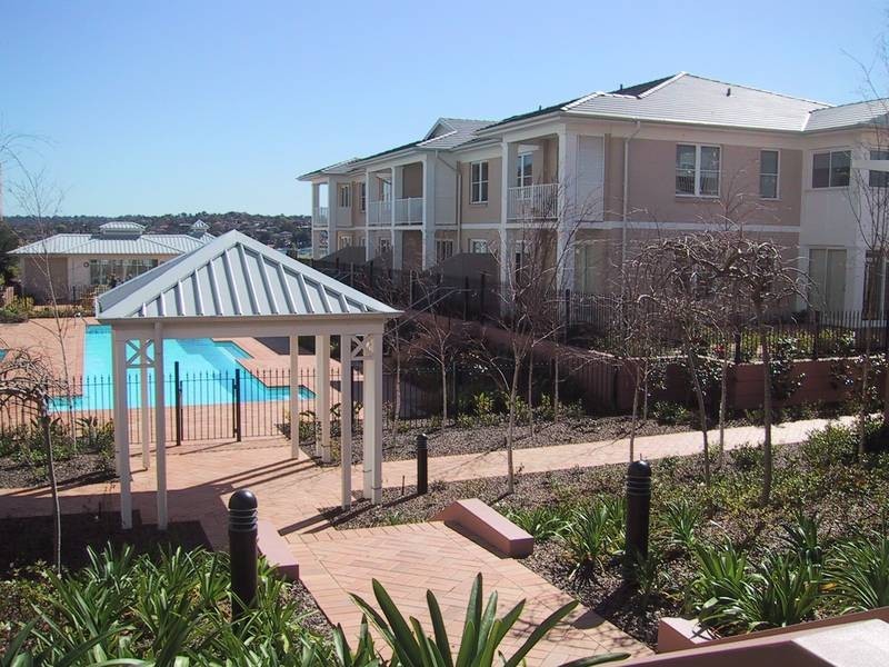 12/6-8 Woodlands Ave, Breakfast Point NSW 2137