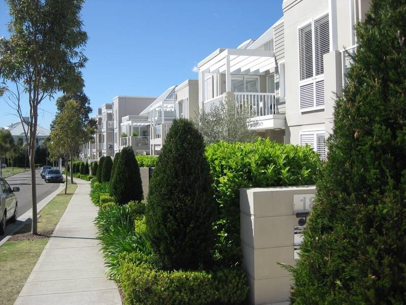 23/18 Admiralty Drive, Breakfast Point NSW 2137