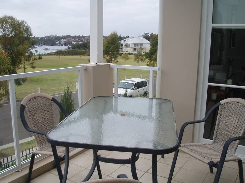 23/18 Admiralty Drive, Breakfast Point NSW 2137