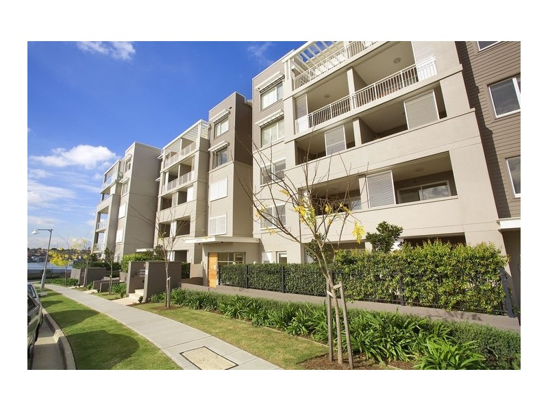 15/23 Peninsula Drive, Breakfast Point NSW 2137