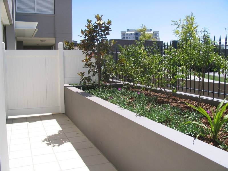 15/23 Peninsula Drive, Breakfast Point NSW 2137